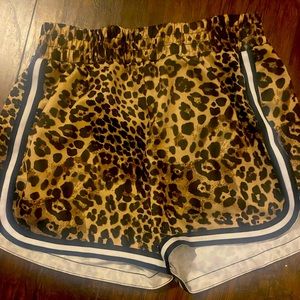 *3/$20* No Boundaries leopard shorts